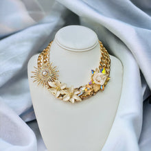 Load image into Gallery viewer, Flower Necklace, Bridal Jewelry, Pearl Jewelry, Necklaces
