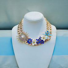 Load image into Gallery viewer, Blue Flower Necklace, Flower Necklace, Spring Jewelry
